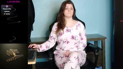 TreeJeanne online show from February 16, 1:38 am