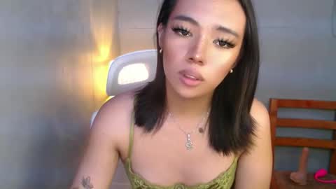 trexie_fucks15 online show from January 19, 1:24 am