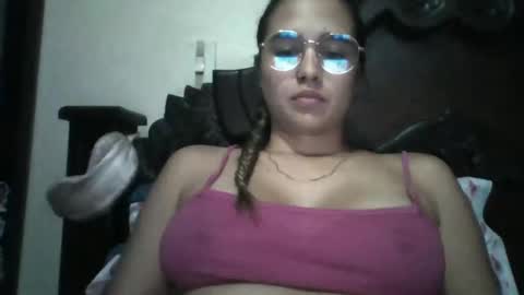 triana_bell online show from October 16, 2:14 am