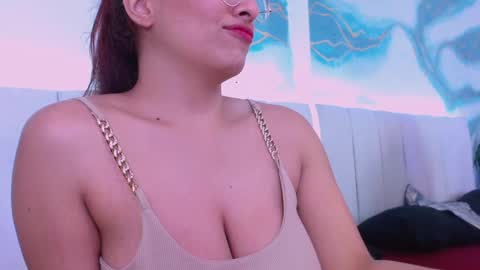 triana_crimson online show from September 20, 11:58 pm