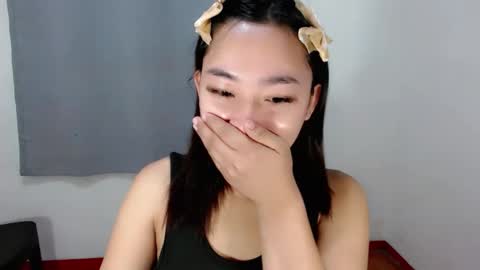 tricia_slut online show from February 2, 6:01 am