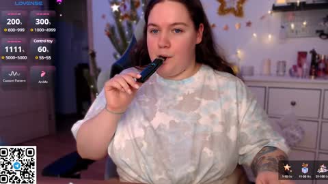 Tina online show from December 15, 6:48 pm