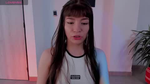 Tsuky online show from March 8, 4:16 pm