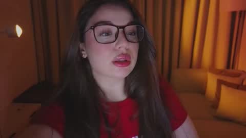 Ariana online show from February 3, 8:45 pm