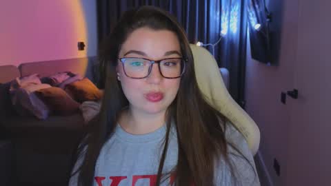 Ariana online show from October 4, 9:08 pm