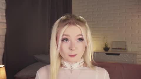 twinklefluff online show from October 14, 4:09 pm