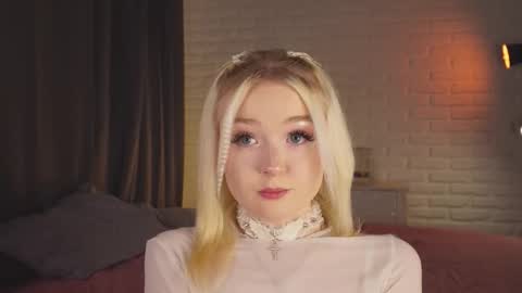 twinklefluff online show from October 16, 4:09 pm