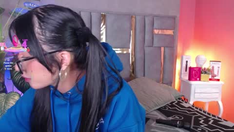 tyla_ks online show from September 27, 10:06 pm