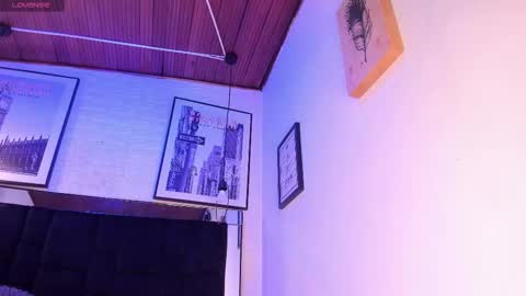       online show from November 11, 3:35 am