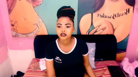 Tyra online show from October 16, 7:05 pm