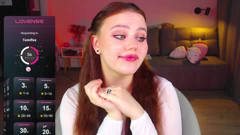 Alice online show from December 8, 1:25 pm