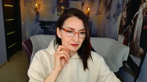 UnaTera online show from March 27, 6:15 am