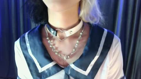 unforgettablehelen online show from May 23, 4:49 pm