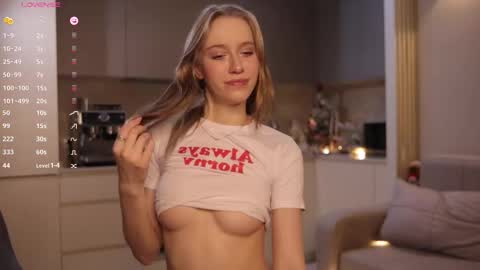 UnnaBella online show from February 2, 7:13 pm