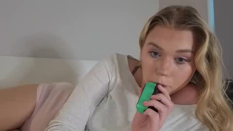 Maryia Kay online show from November 14, 12:10 am