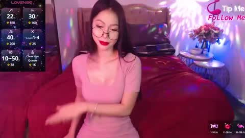 angela online show from January 25, 8:00 am