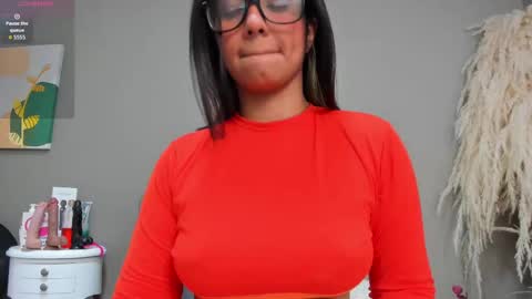 Love online show from September 12, 10:28 pm