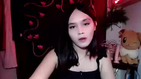 Pia online show from December 13, 11:10 pm