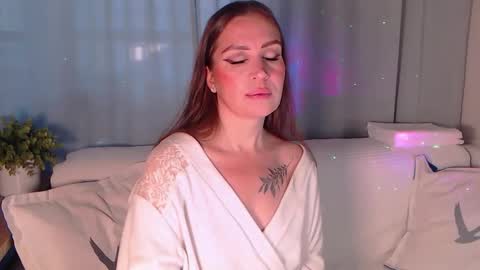 Silvia online show from November 16, 10:48 am