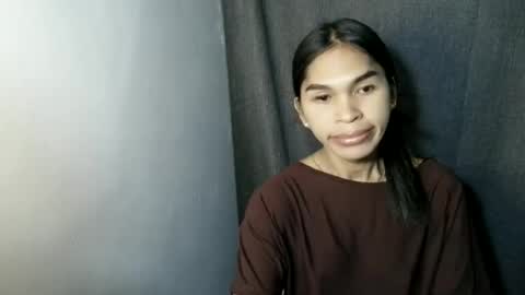 ursweet_zeviixx online show from June 19, 9:24 am