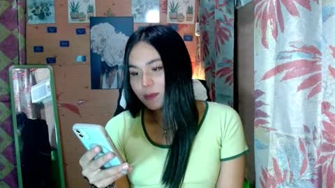 YOURGIRLCAMILLA online show from February 23, 12:48 pm