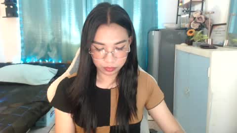 Ashley Kate Mateo Gray online show from August 4, 8:42 am