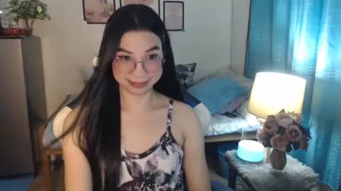 Ashley Kate Mateo Gray online show from March 3, 10:31 am