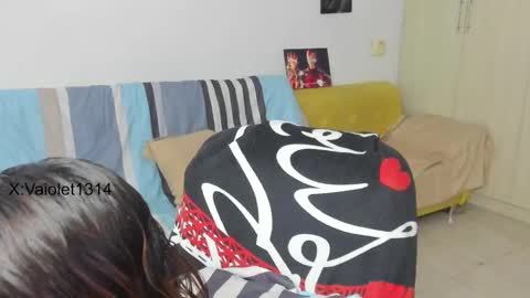 Vaiolet1314 online show from February 16, 3:26 am