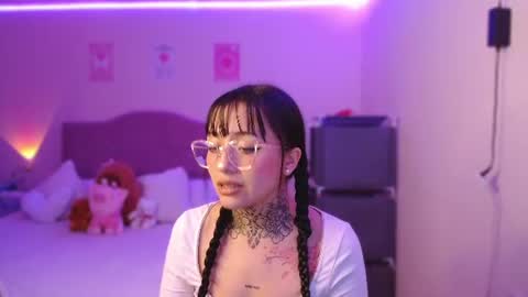 valentina online show from August 6, 6:04 pm