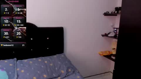 valemorales413 online show from March 10, 3:49 pm