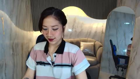 Valentina online show from November 18, 3:18 am