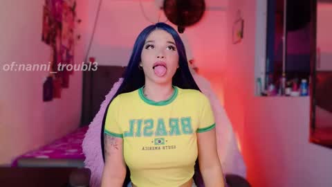 Danielle  Please help me to reach 300 thumbs up online show from September 26, 11:45 pm