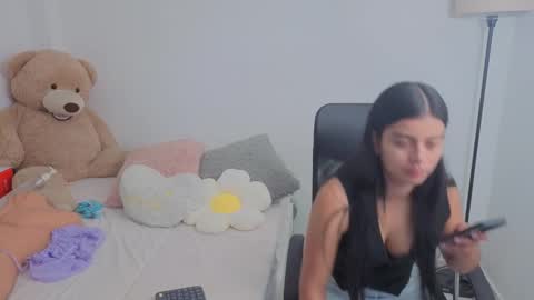 Juli C online show from October 10, 1:10 am