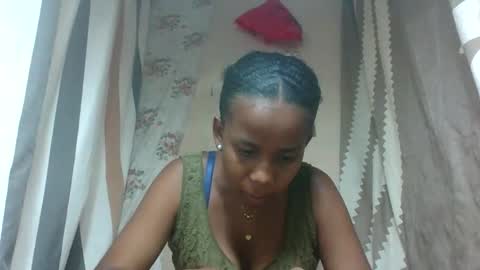 valerinezah online show from February 3, 2:33 pm