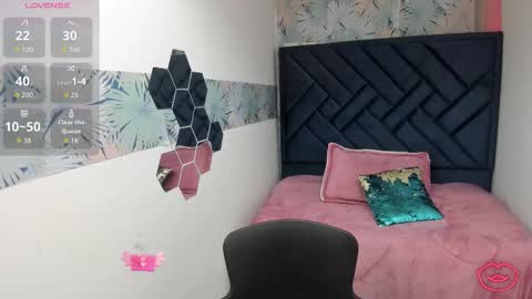 VALERY MORE online show from February 25, 1:53 pm