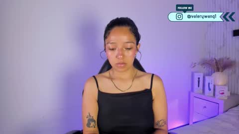 Val online show from December 19, 12:08 pm