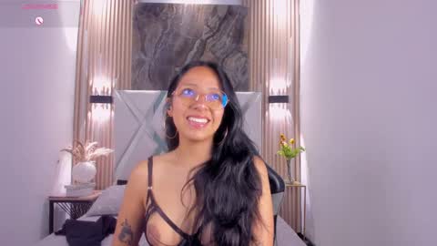 Val online show from April 11, 11:47 am