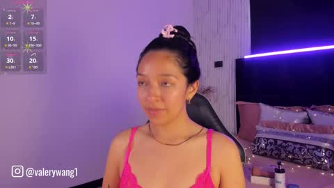 Val online show from October 6, 11:38 am