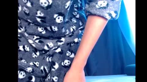 B V Naughty online show from September 14, 9:51 am