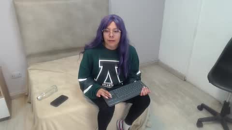 valevicious online show from September 29, 7:08 pm