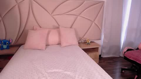 Vallery online show from October 8, 12:20 pm