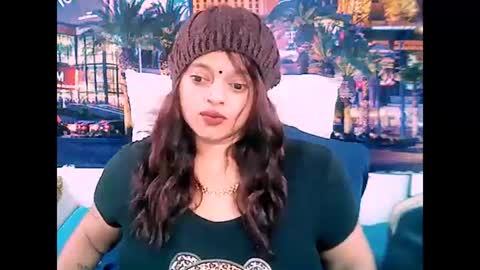indianvalvet priya is back online show from February 20, 6:17 am