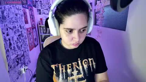 Im Violet online show from October 2, 3:22 am