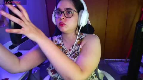 Im Violet online show from February 19, 11:14 pm