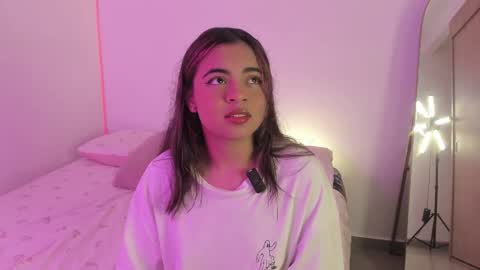 valy_shyness online show from October 12, 12:24 am