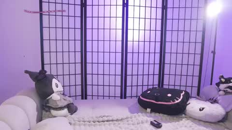       Please help me to reach 300 thumbs up online show from April 30, 12:38 am