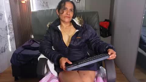 Vanessa online show from February 3, 2:53 am