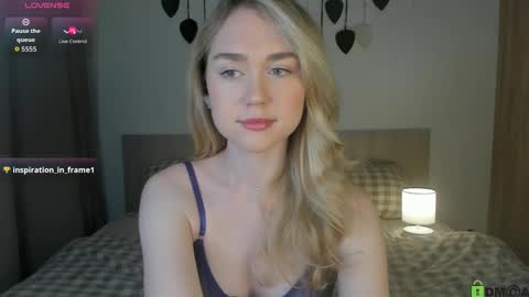 Vanessa Maes online show from October 8, 7:18 pm