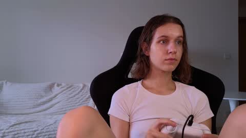 vanessa online show from December 20, 3:14 am