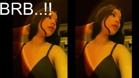 vanessaduval online show from September 18, 3:49 am